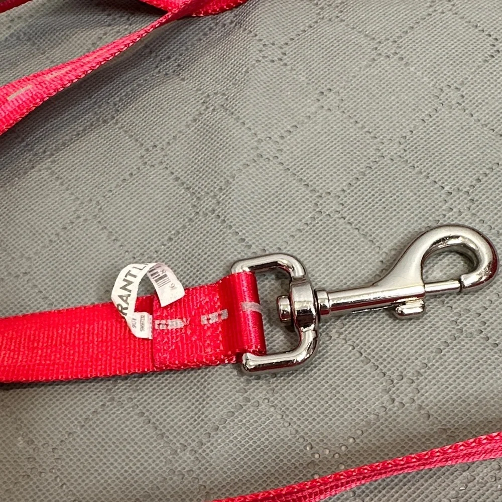 Dog Leash Red with Reflective Stitching NWOT